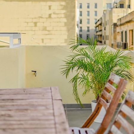 Sliema Unique 4 Bedroom Townhouse Off The Beach Exteriör bild